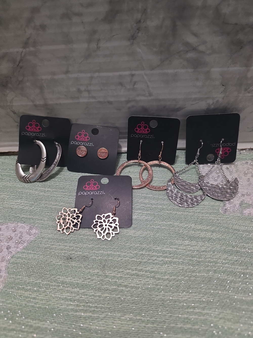 Paparazzi Silver Floral Filigree Drop Earrings - Silver